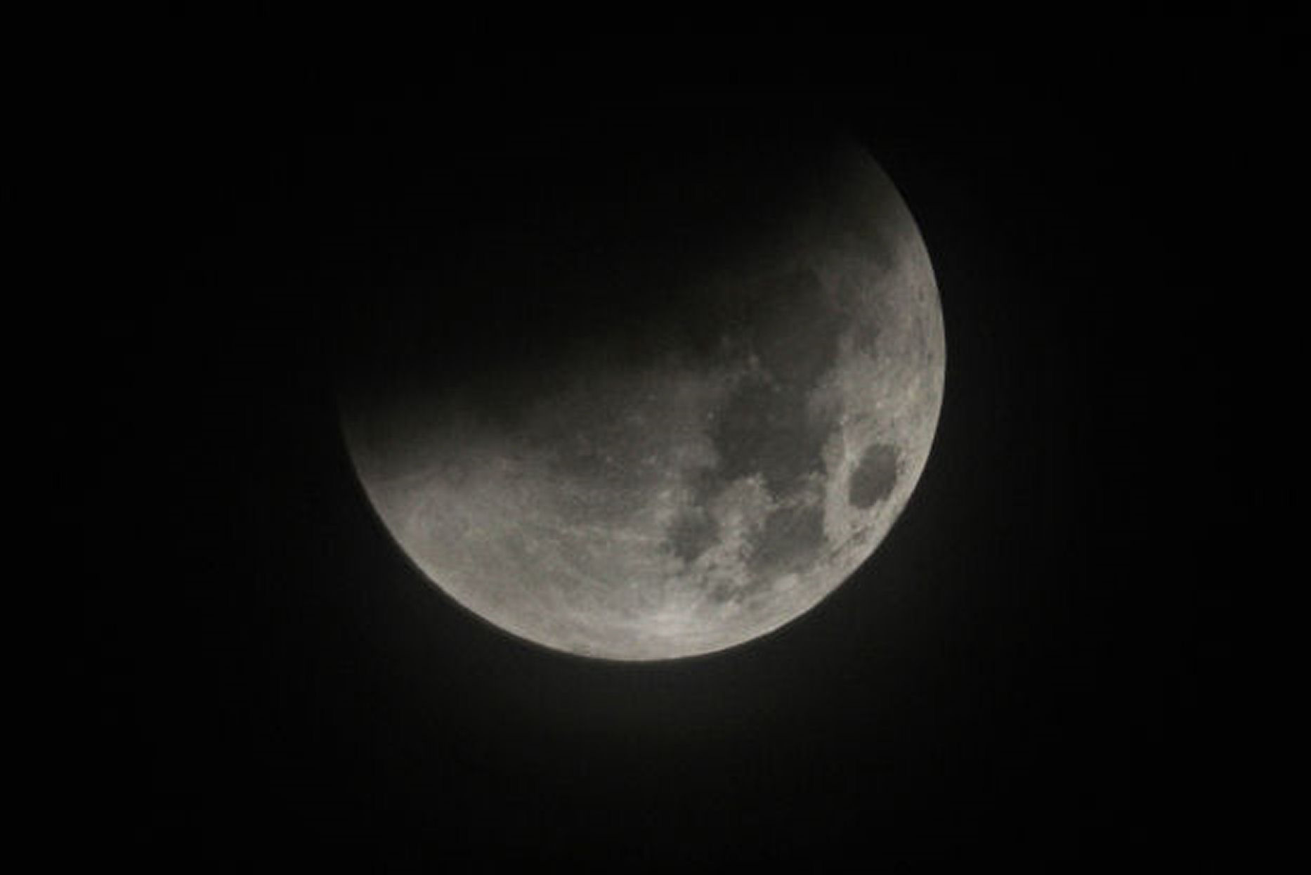Lunar Eclipse By Tony Hayes. Canon EOS 1200D  1/800th second.   ISO-1600 Through Celestron 6" SCT with focal reducer